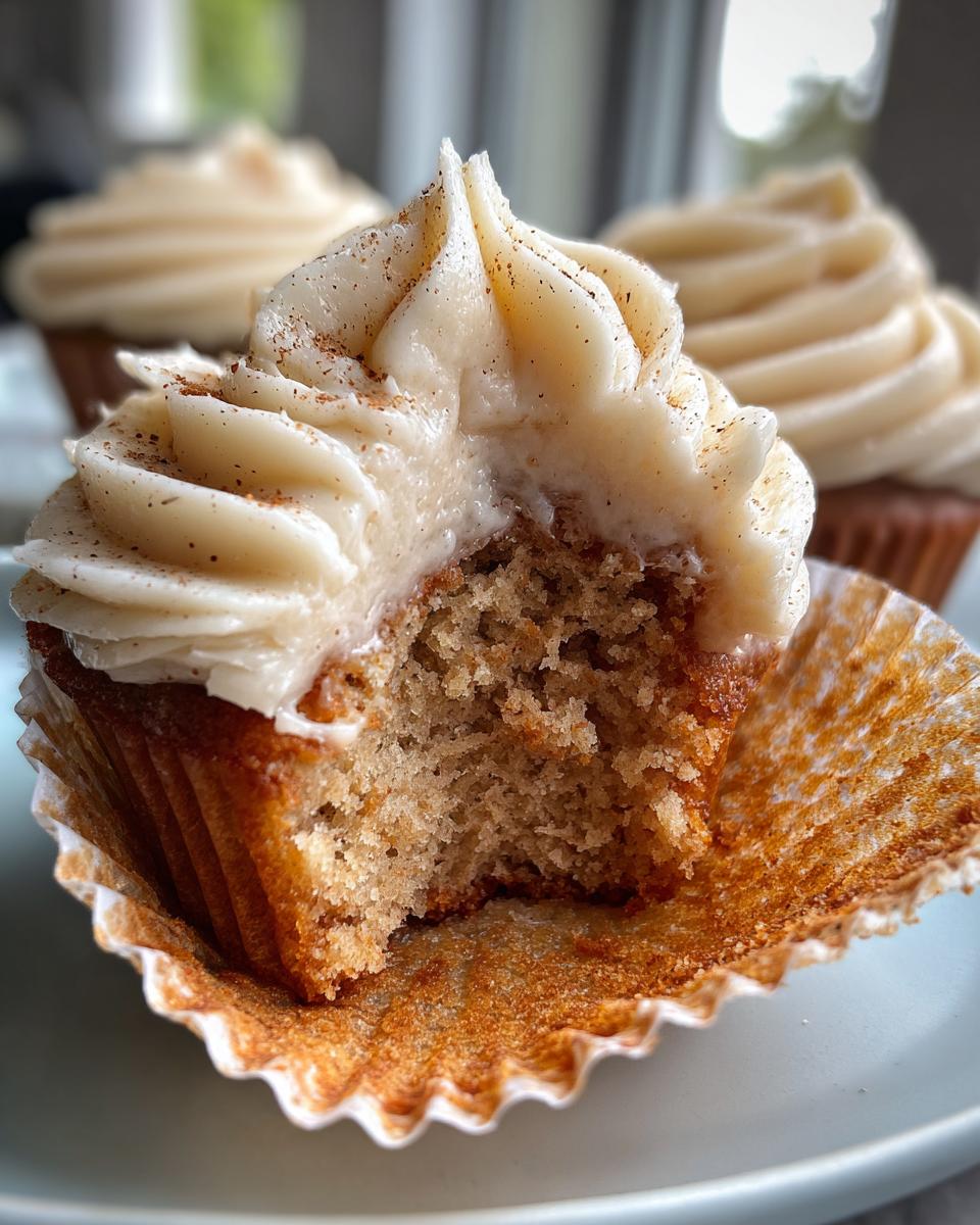 Apple Cider Cupcakes with Spiced Buttercream Frosting - detail 2