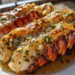 Irresistible Broiled Lobster Tails in Creamy Garlic Butter Sauce 8 Broiled Lobster Tails in Creamy Garlic Butter Sauce