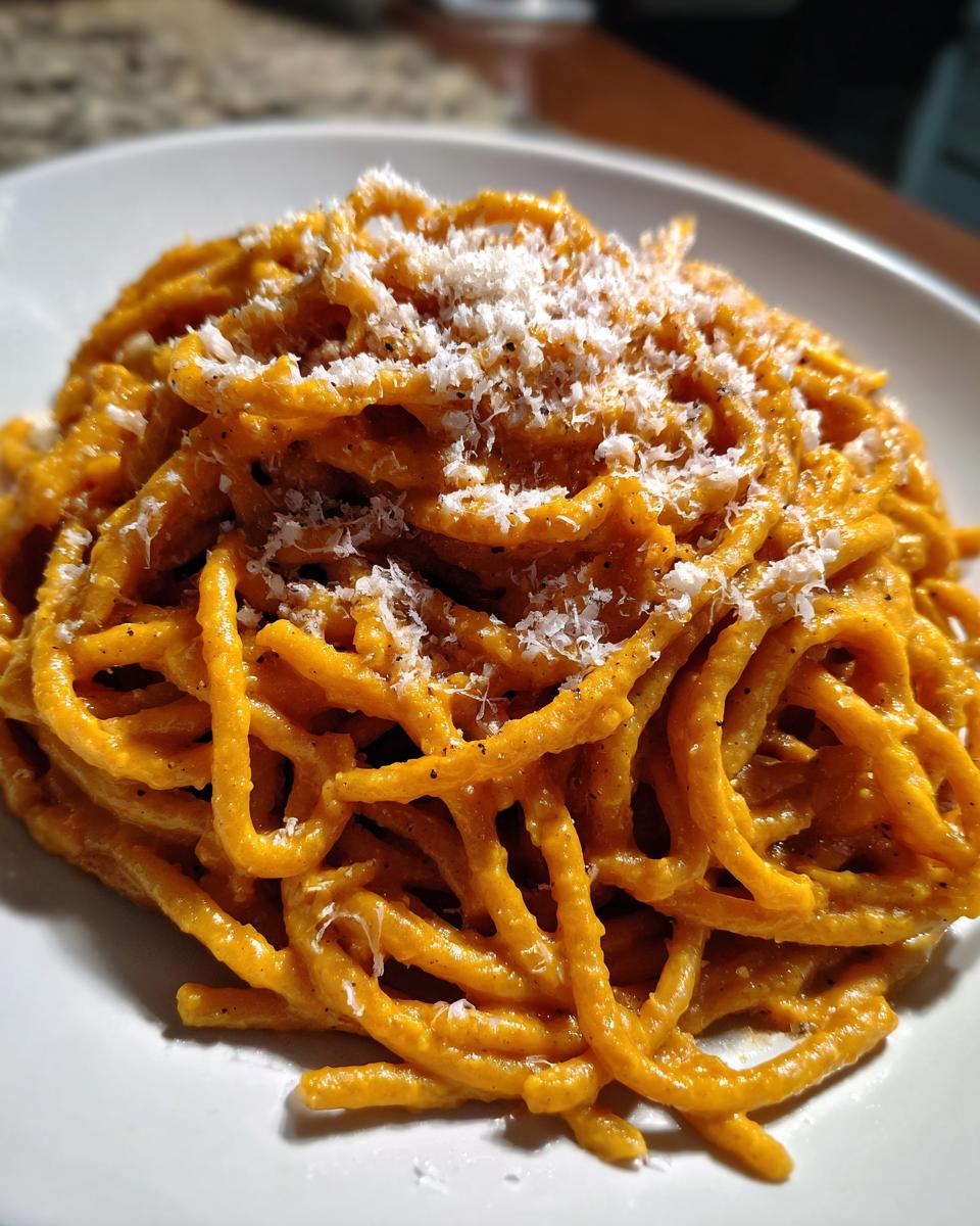 Creamy Butternut Squash Pasta Sauce Recipe You'll Crave 4 Butternut Squash Pasta Sauce - detail 1