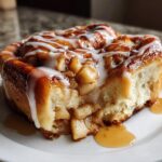 Fluffy Apple Cinnamon Rolls - 8 Gooey Bites of Bliss 8 Apple Cinnamon Rolls