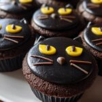 3-Ingredient Black Cat Cupcakes – Spooky & Irresistible 10 Black Cat Cupcakes