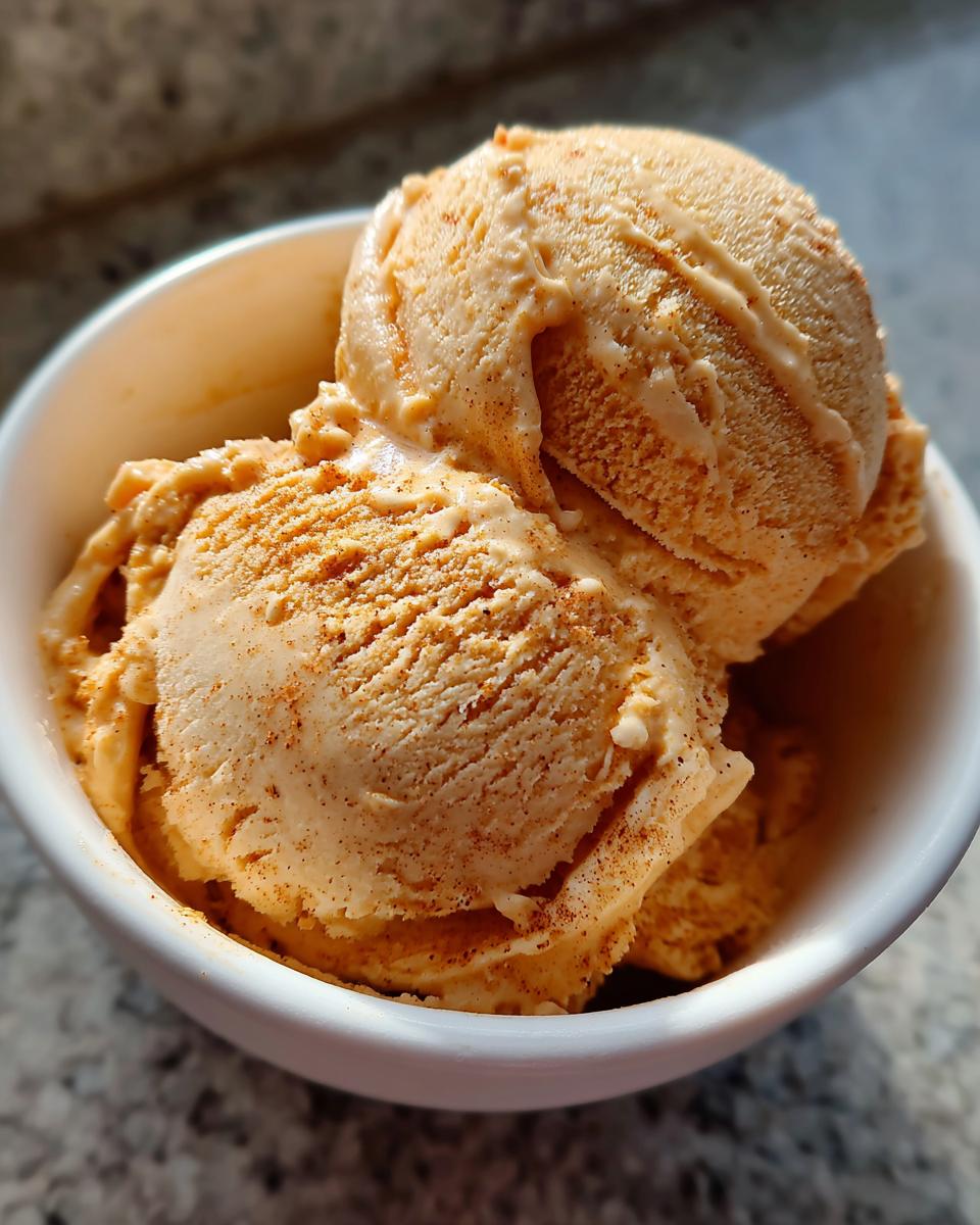 Pumpkin Ice Cream - detail 1