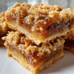 2-Ingredient Magic Caramel Apple Crumble Bars to Die For 10 Caramel Apple Crumble Bars