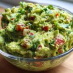 Creamy 3-Avocado Classic Guacamole That Steals the Show 10 Classic Guacamole