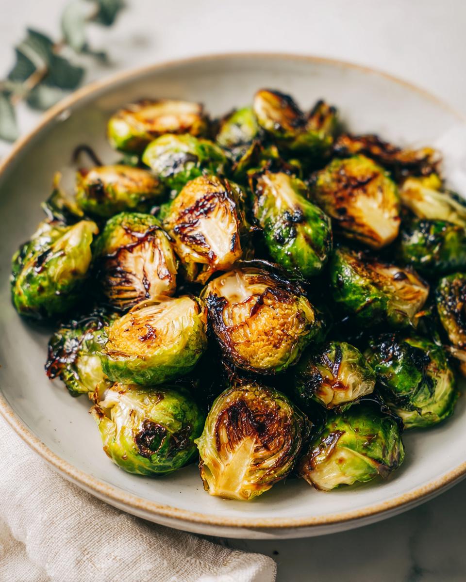 Crispy Roasted Brussels Sprouts with Balsamic in 35 Minutes 6 Roasted Brussels Sprouts with Balsamic - detail 2