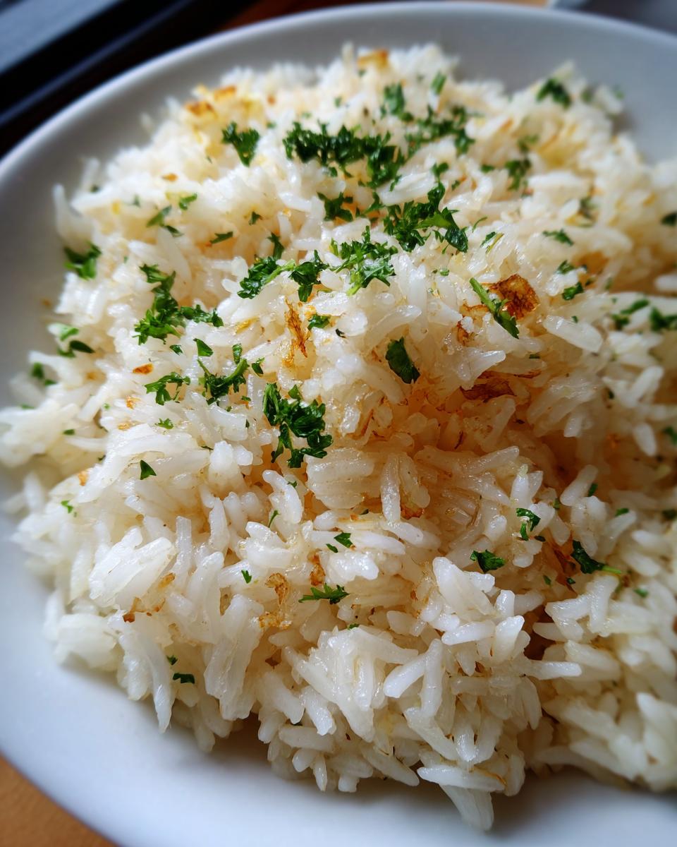 20-Minute Garlic Butter Rice That Steals the Show 5 Garlic Butter Rice - detail 2