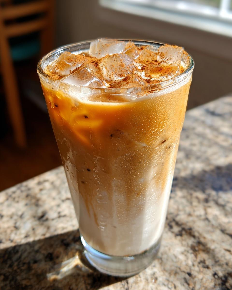 5-Minute Irresistible Iced Chai Latte Recipe to Beat the Heat 4 Iced Chai Latte - detail 1