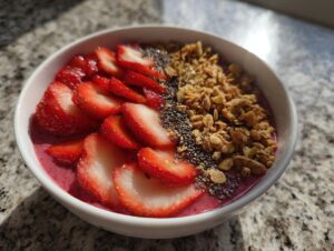 Strawberry Smoothie Bowl