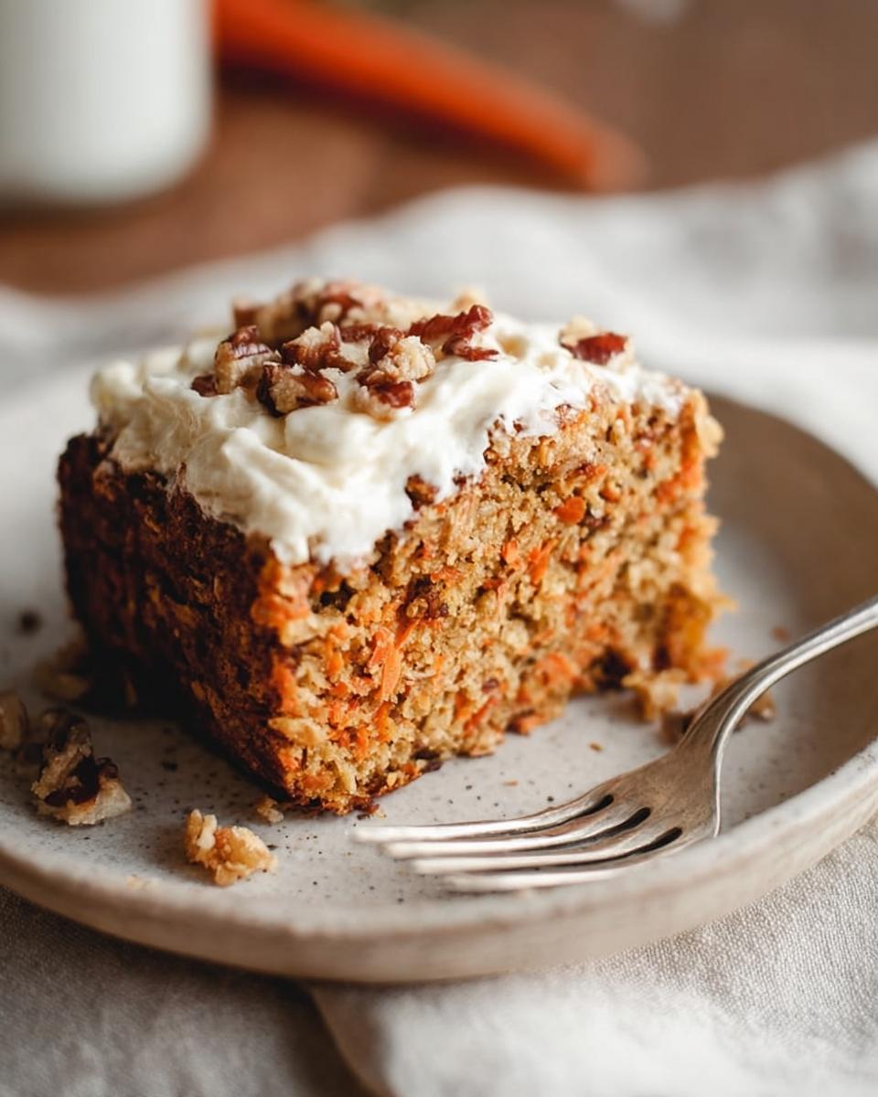 Easy Flourless Oatmeal Carrot Cake - detail 1